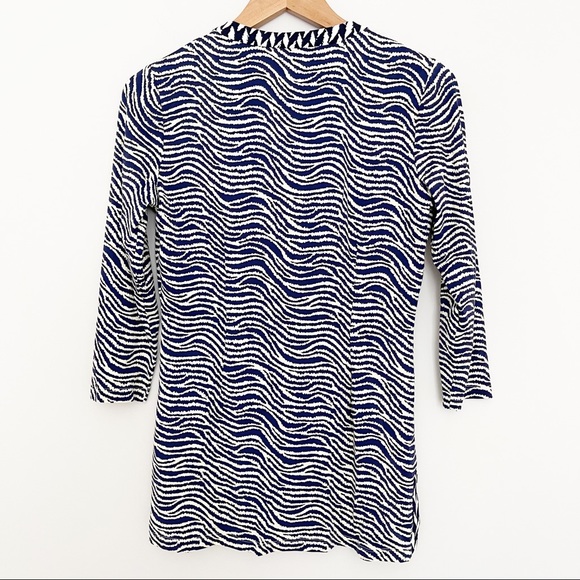 J. McLaughlin Navy White Tunic - Picture 5 of 9